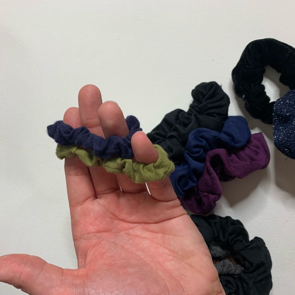 Random Scrunchie Set - Picture 7 of 7